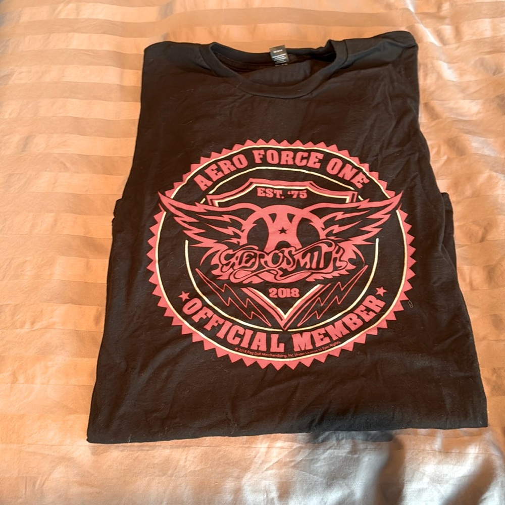 Official Member Aero Force One TShirt Size XL